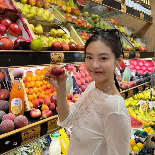 皮肤狠狠拿捏她们的肌肤状态令人嫉妒！开元棋牌世巡中BLACKPINK把好(图5)