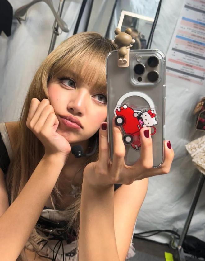 皮肤狠狠拿捏她们的肌肤状态令人嫉妒！开元棋牌世巡中BLACKPINK把好(图10)